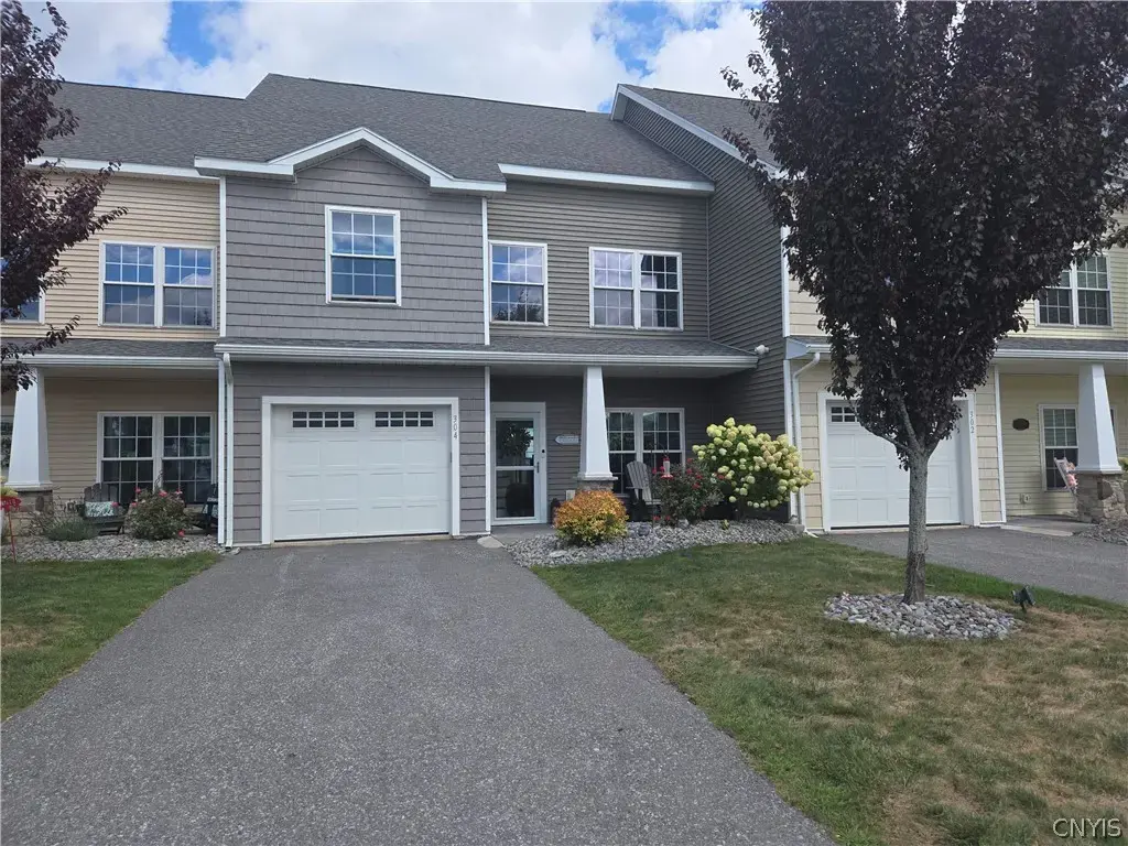 304 Sebastian Cove, Sullivan