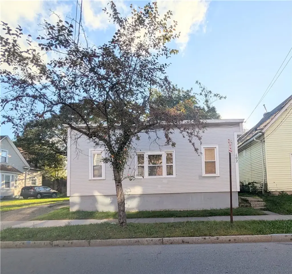 102 Carter Street, Rochester