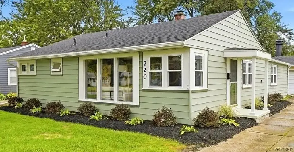 720 Highland Avenue, Tonawanda