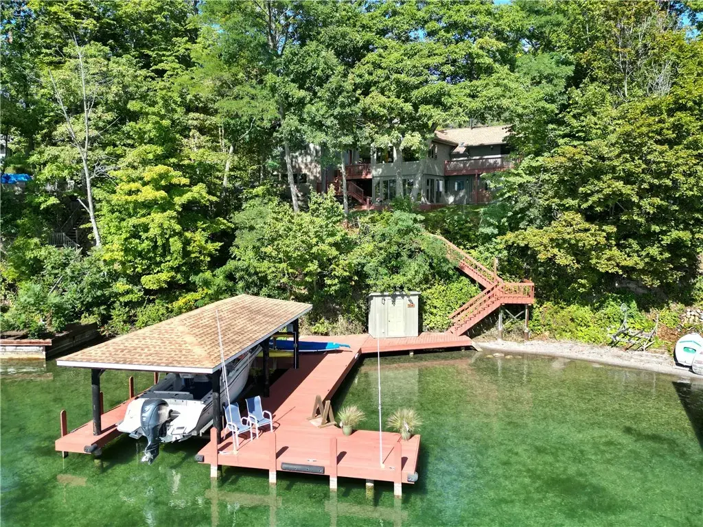 5041 County Road 16, Canandaigua Town