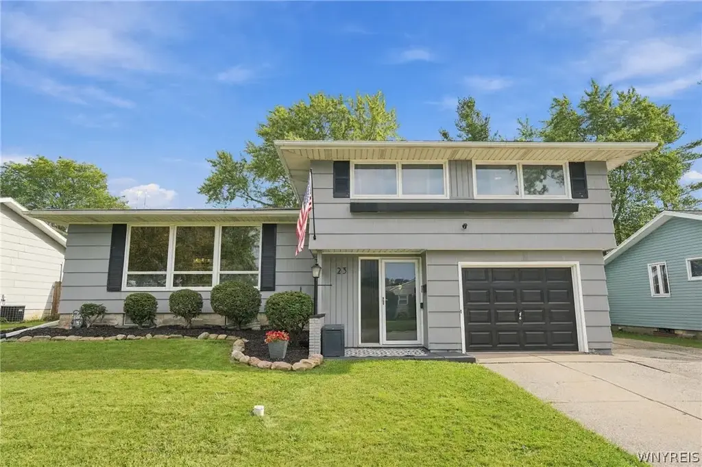 23 Broadmoor Drive, Tonawanda