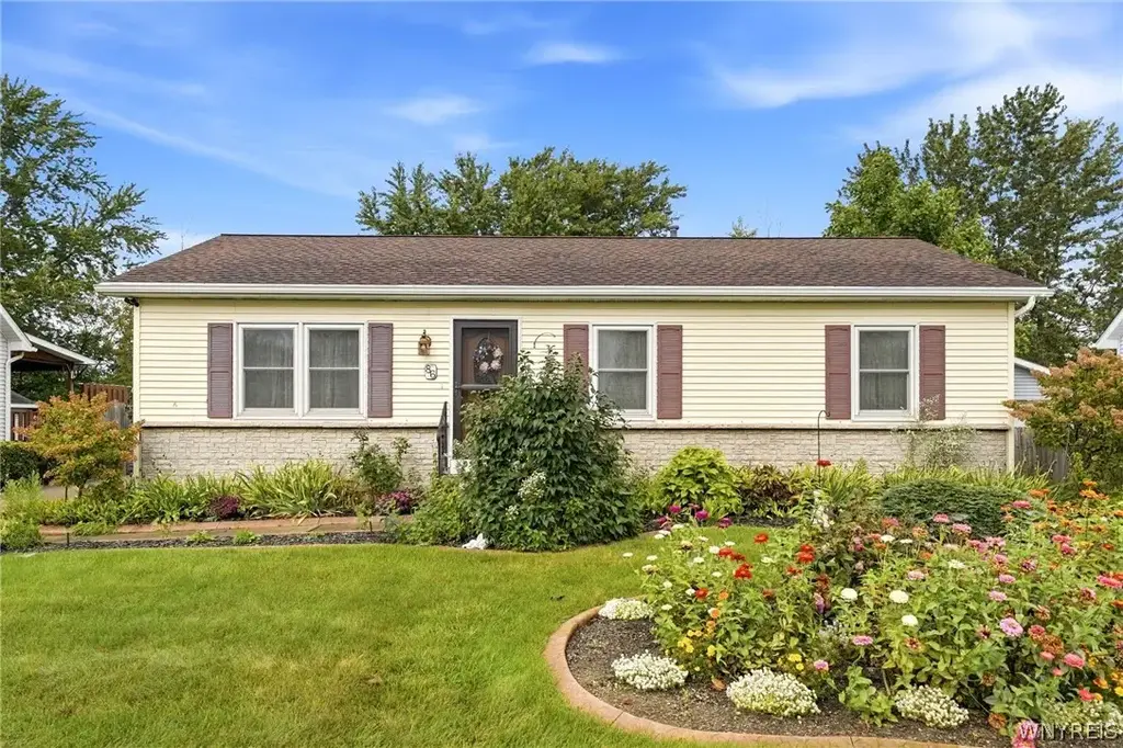 86 Cathedral Drive, West Seneca