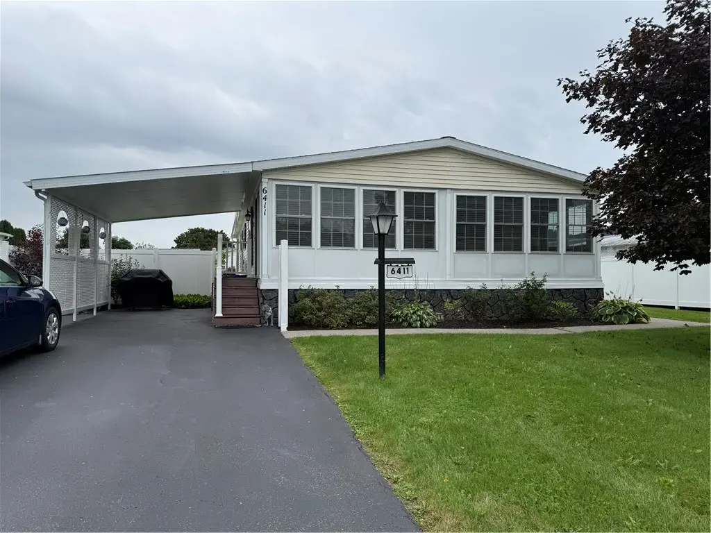 6411 Bambi Drive, Victor