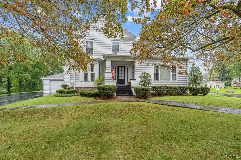 4494 Verona Street, Vernon