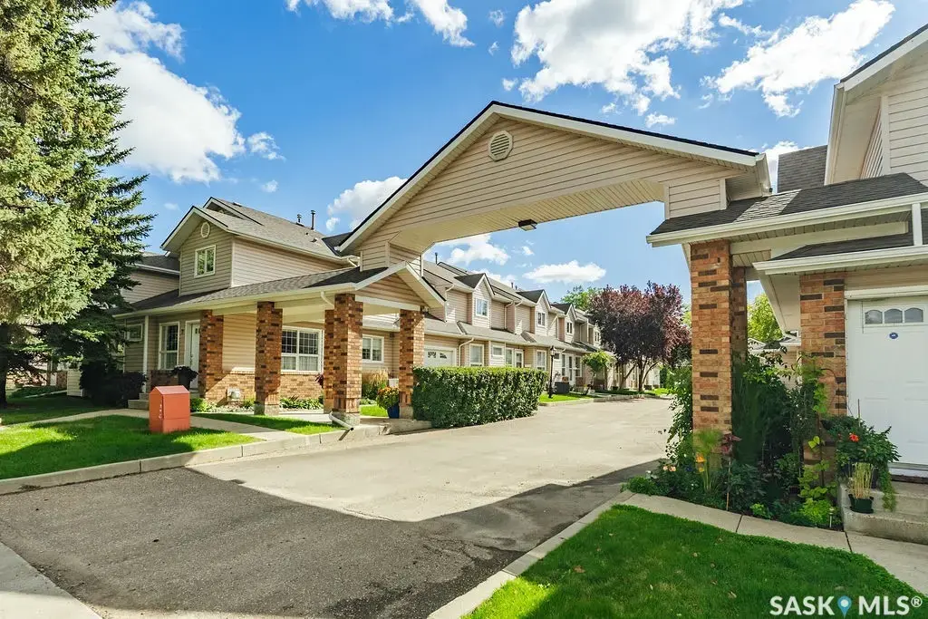 102 Willow Street 5, Saskatoon