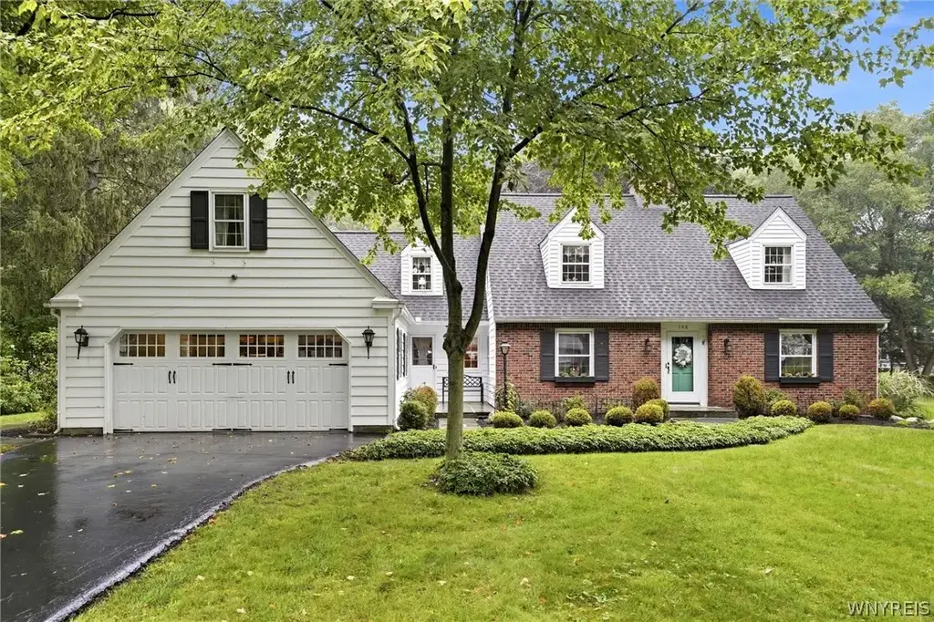146 Elmhurst Drive, Orchard Park