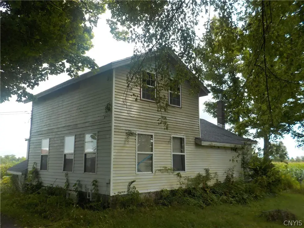 420 Merrit Road, Granby