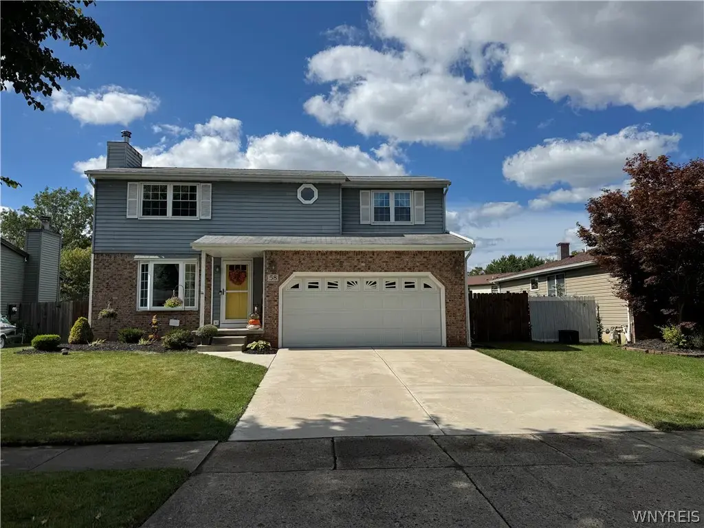 58 Hillpine Road, Cheektowaga