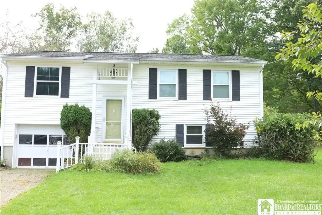 111 Arcade Avenue, Jamestown