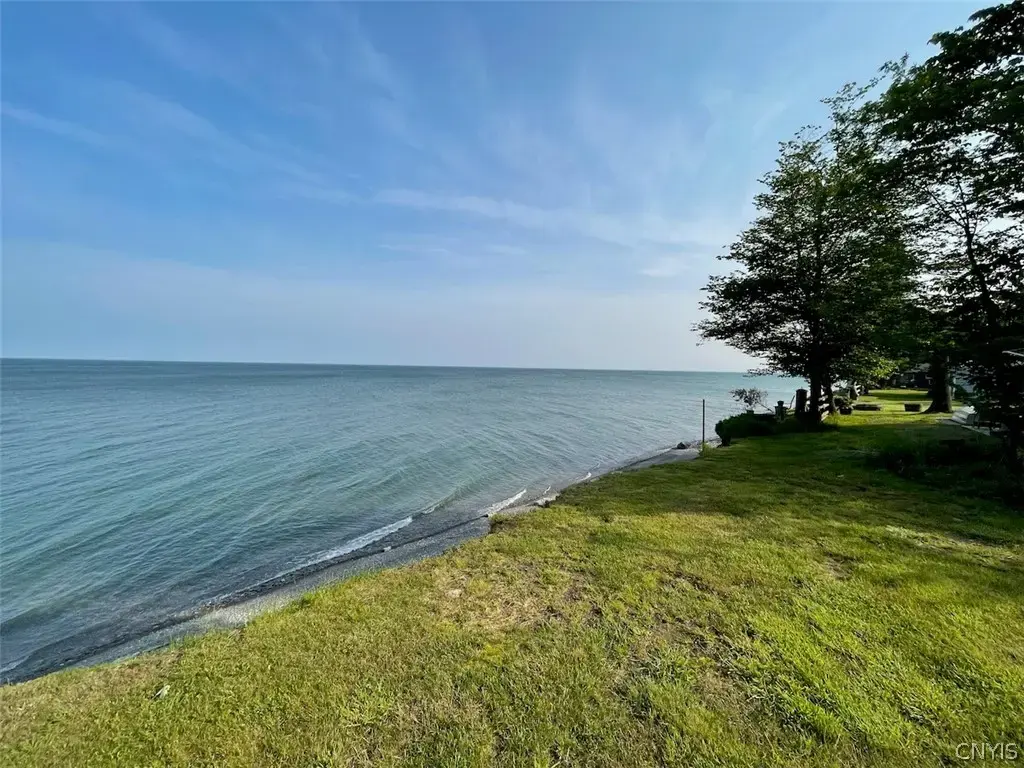 16215 Ontario Shores Drive, Sterling