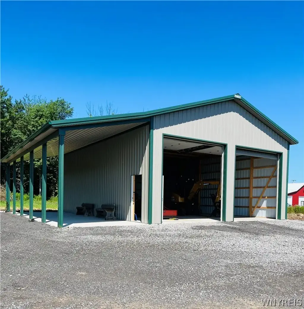 1080 Johnson Creek, Somerset
