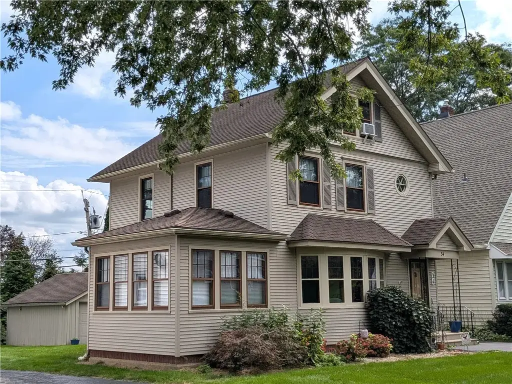 34 Lafayette Road, Irondequoit