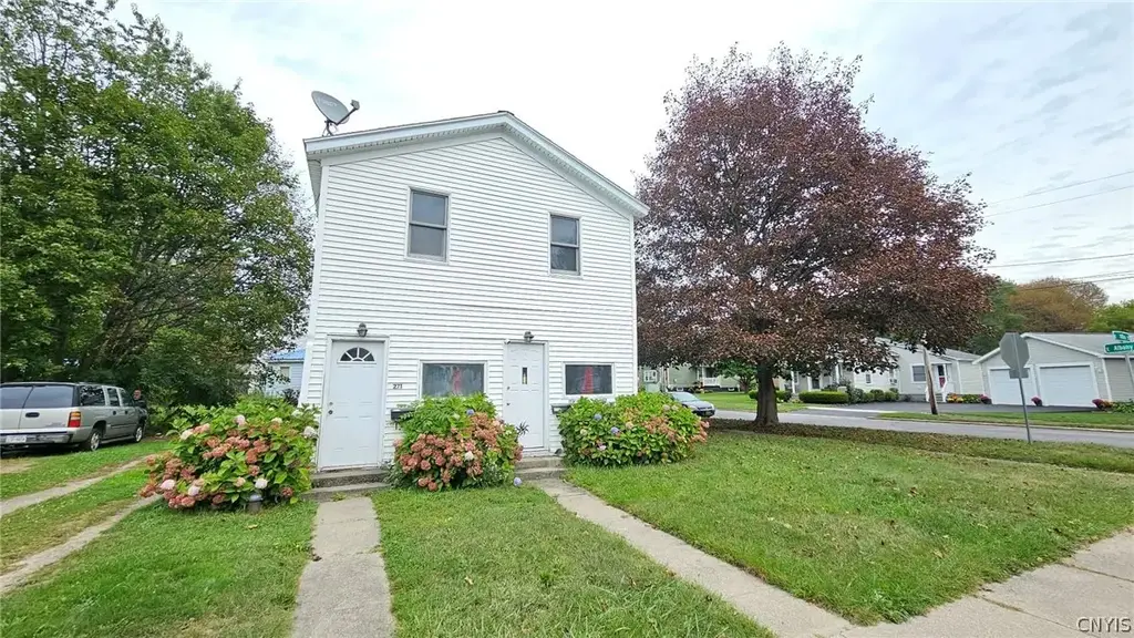 271 E 10th Street # 269, Oswego