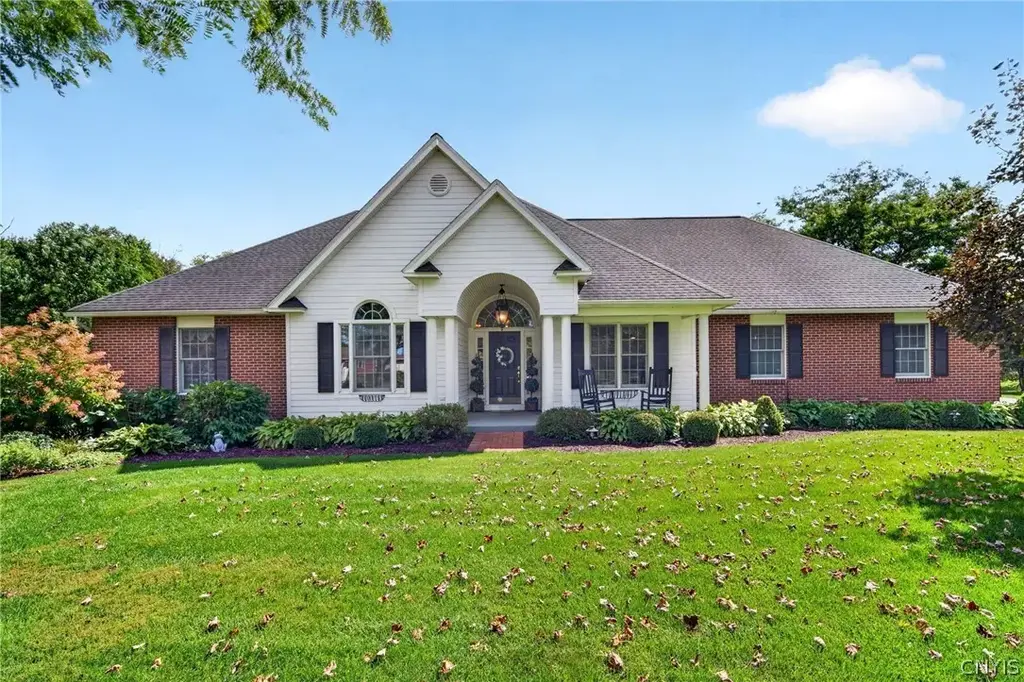 954 Limerick Lane, Homer