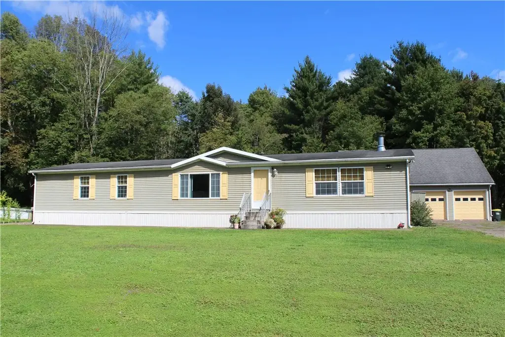 305 Rockdale Road, Guilford