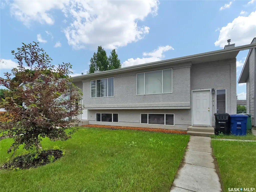 209 Hedley Street, Saskatoon