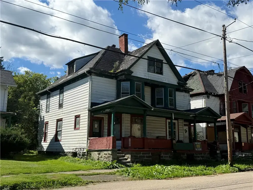 460 Spaulding Street, Elmira City