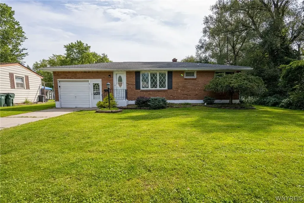 169 Burkhardt Avenue, Cheektowaga