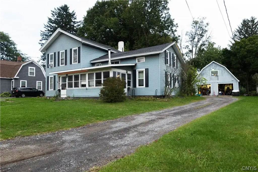 73 Syracuse Street, Van Buren
