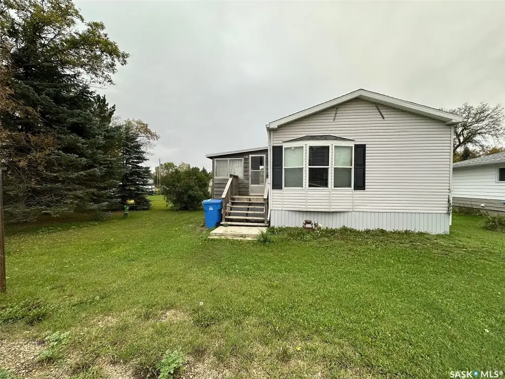 211 North Street, Stoughton