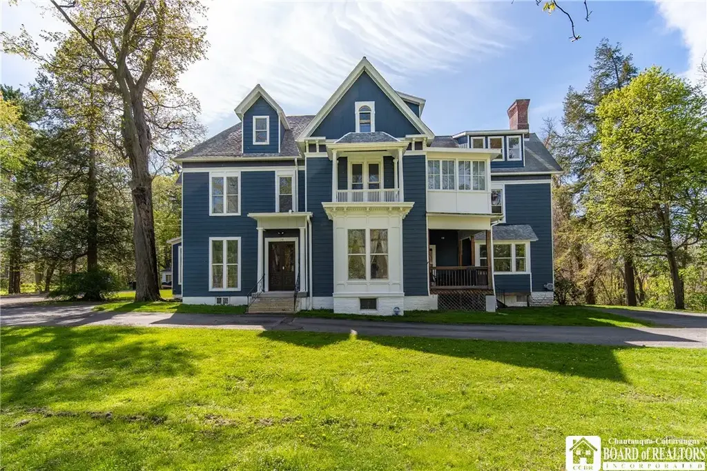 238 E Main Street, Westfield