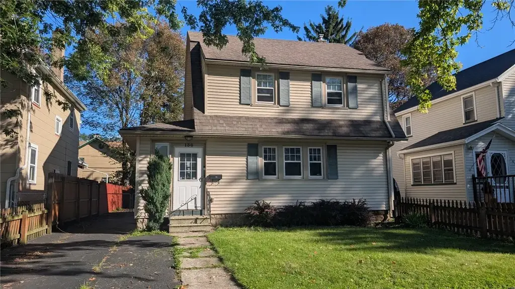 136 Weston Road, Rochester