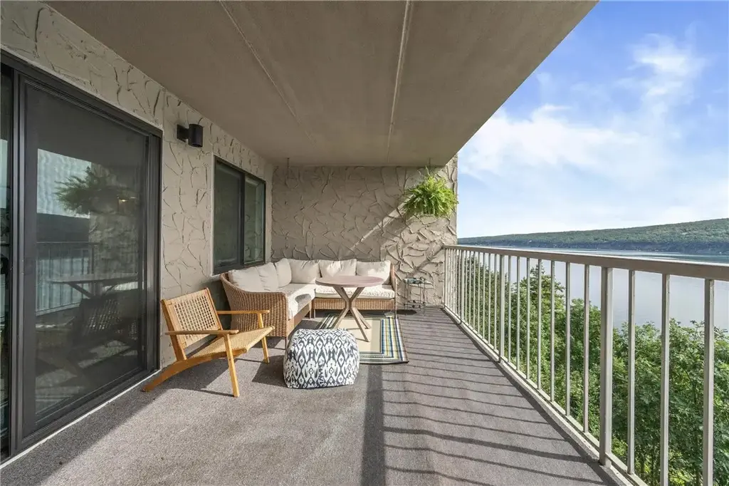 134 Cliffside Drive, South Bristol