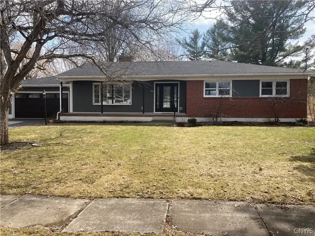 449 Bugbee Drive, Watertown City