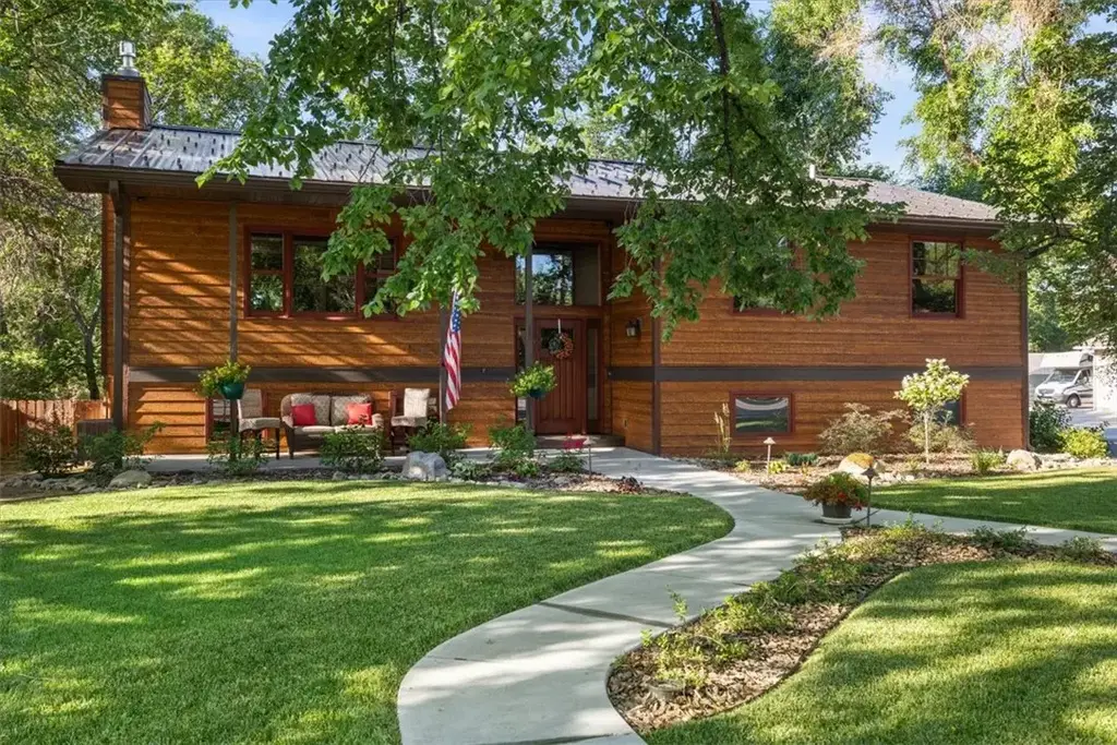 2720 Poly, Billings