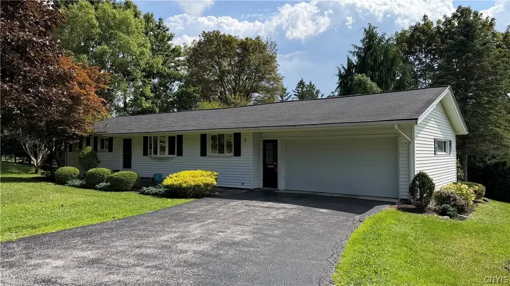 2 Gayle Road Road, Skaneateles