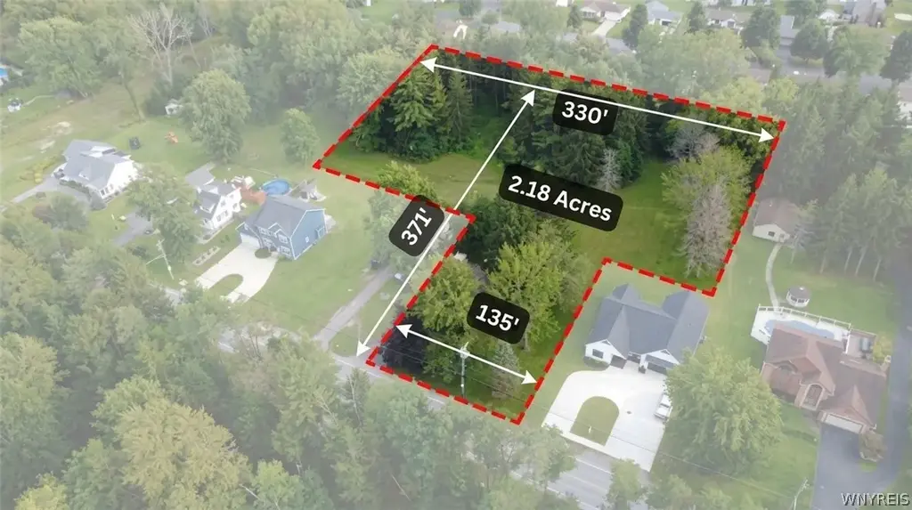 805 Casey Road, Amherst
