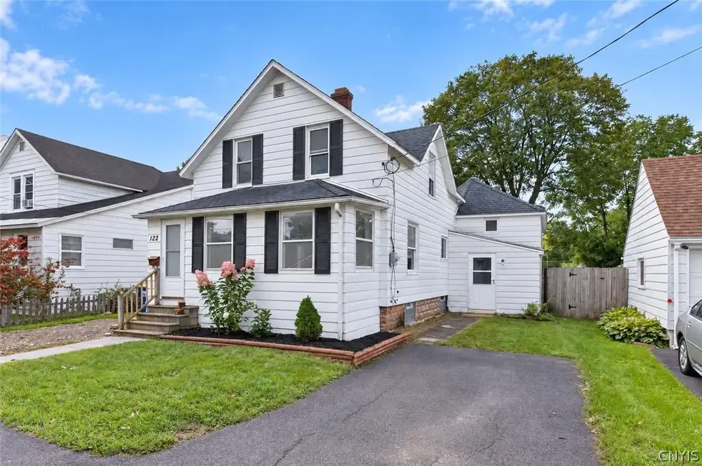 122 Kenneth Avenue, Onondaga