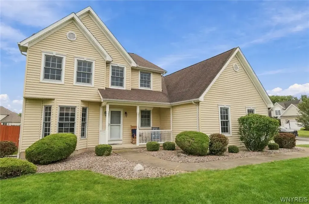 151 Independence Lane, Grand Island