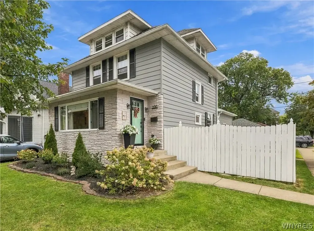 100 Wardman Road, Tonawanda
