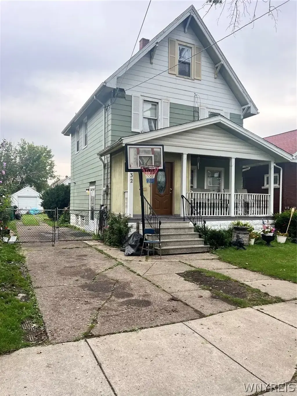 2232 Michigan Avenue, Niagara Falls
