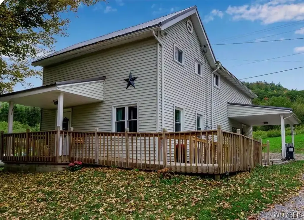 6560 Rawson Road, Lyndon
