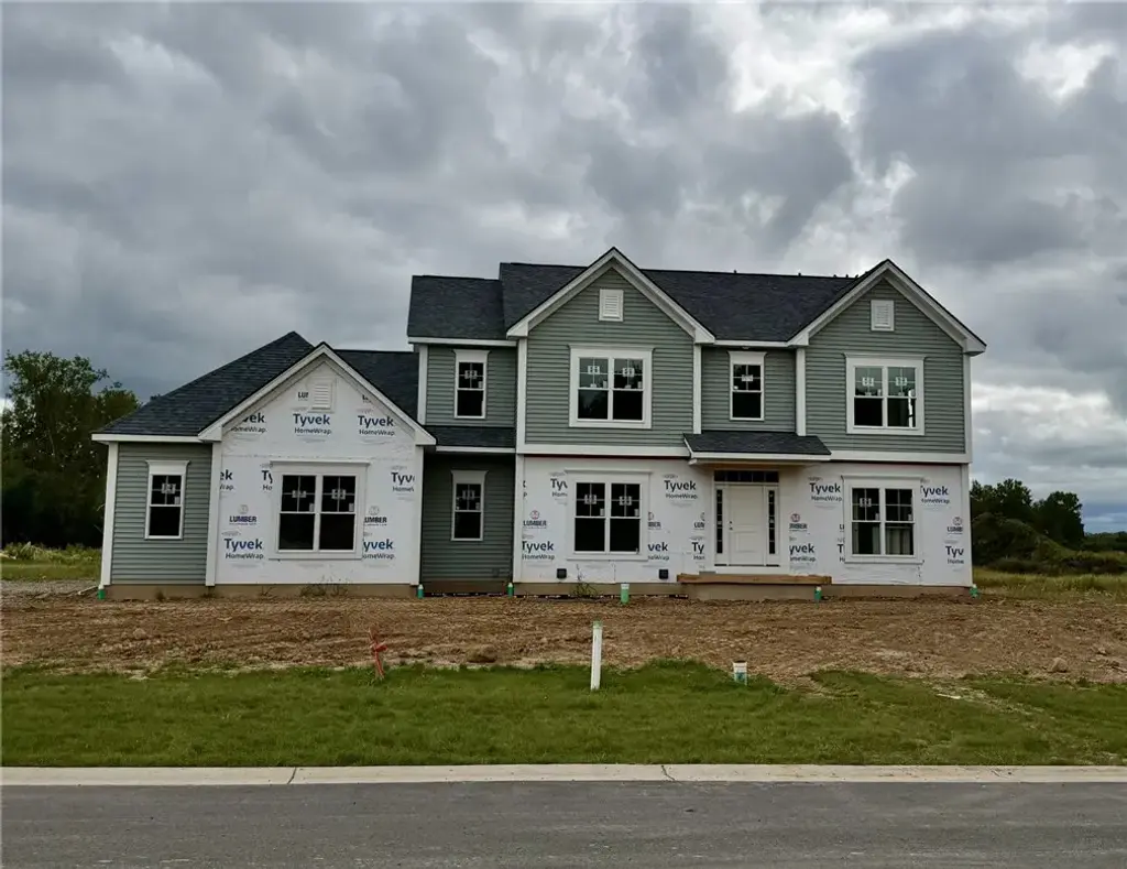 28 Bridleridge Farms (lot 59), Pittsford