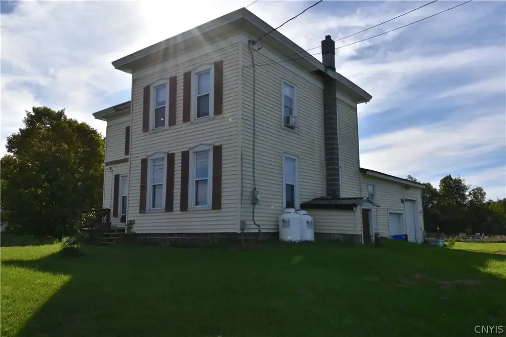 1949 Us Rt. 11, Gouverneur