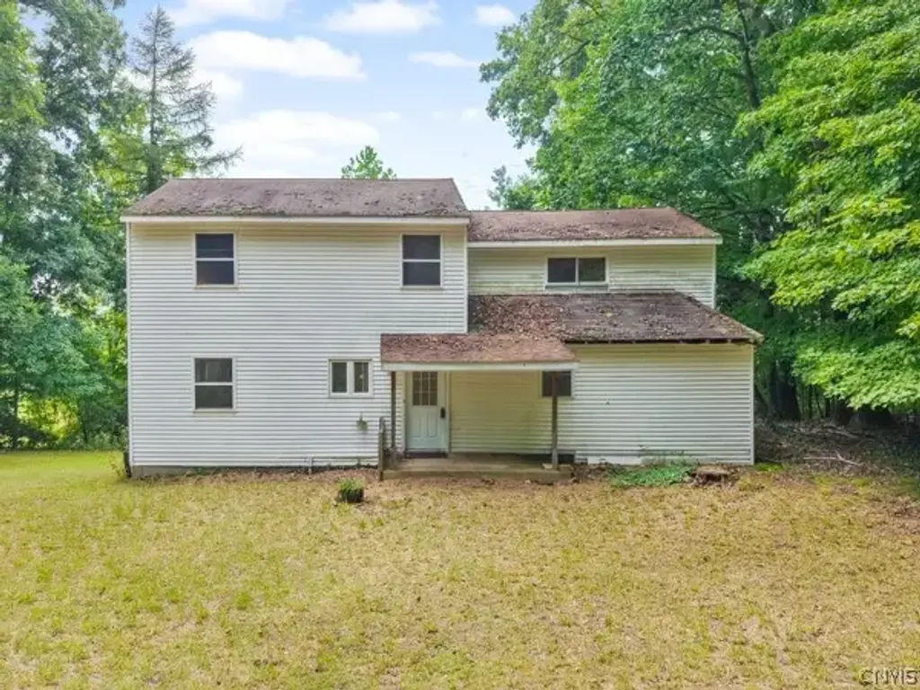 7315 Schader Farm Trail, Lysander