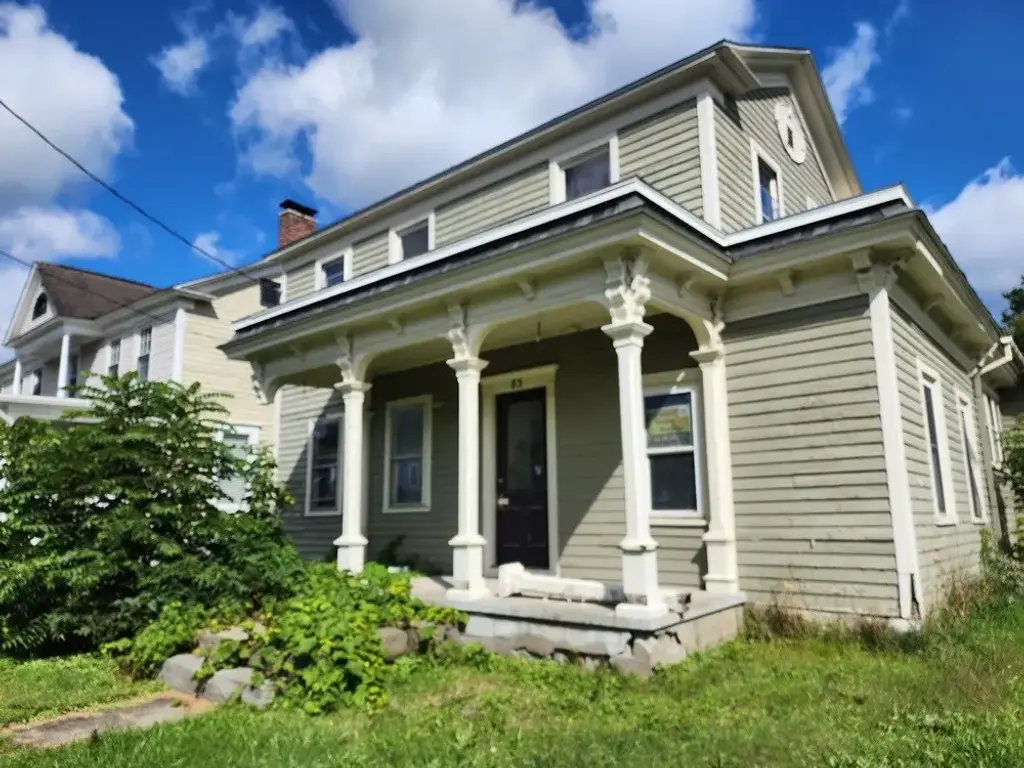 83 Main Street, Milford
