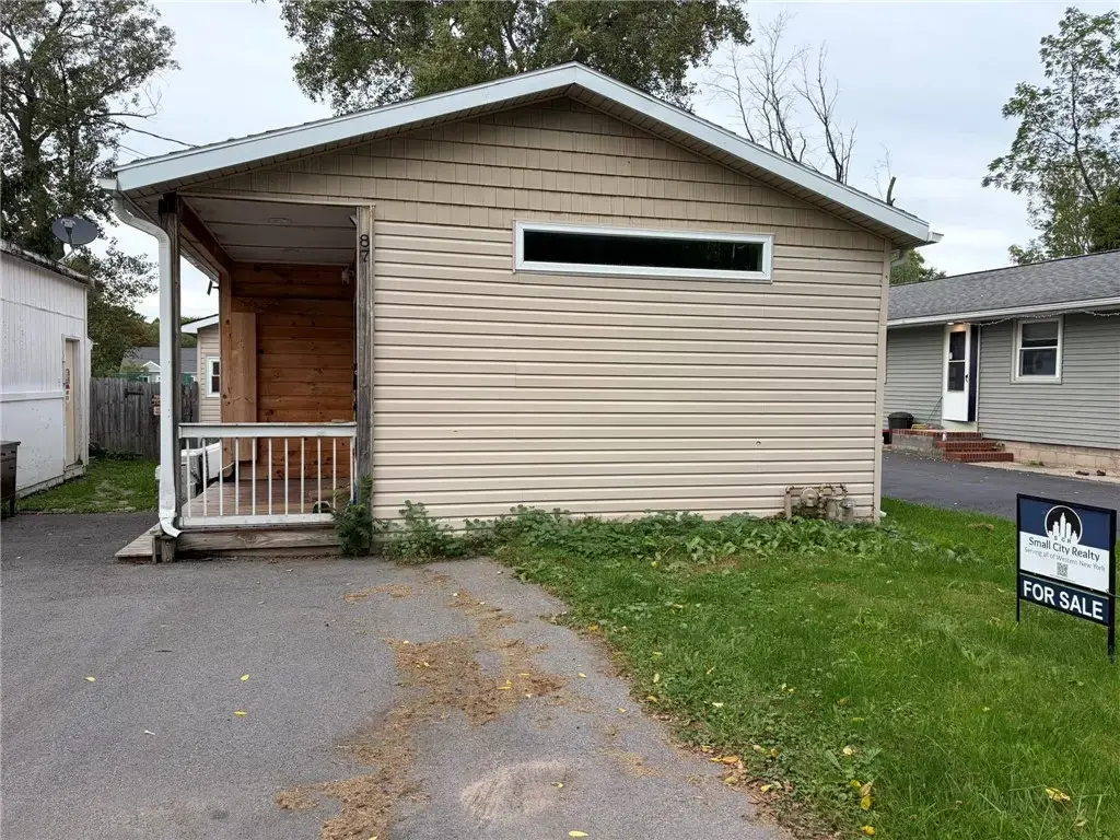 87 Lyman Street, Sweden
