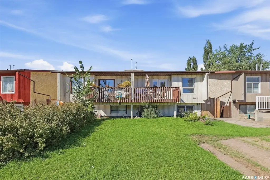 1007-1009 Mccormack Road, Saskatoon