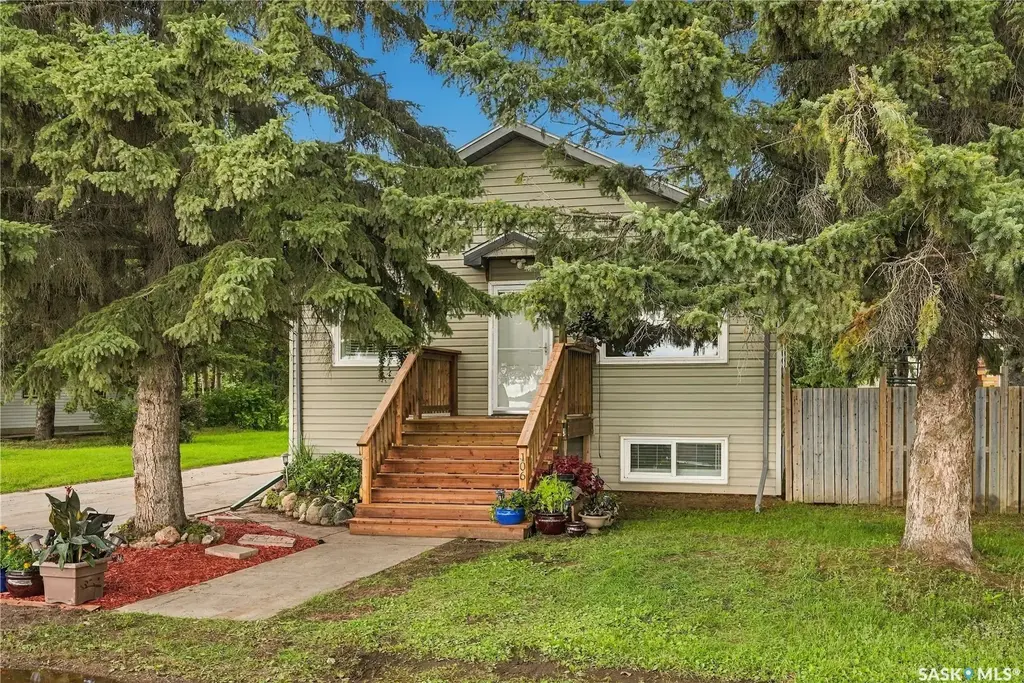 106 5th Avenue W, Blaine Lake