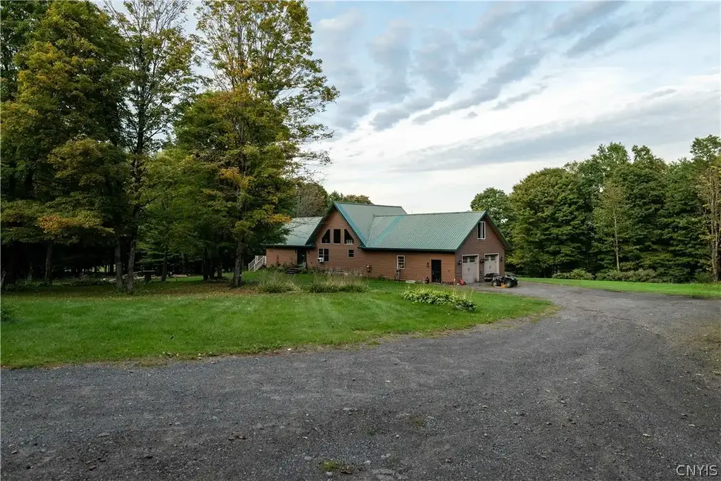11713 Stonehedge Road, Remsen