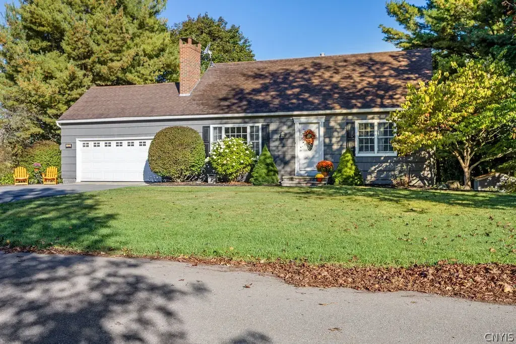 122 Woodmancy Lane, Manlius