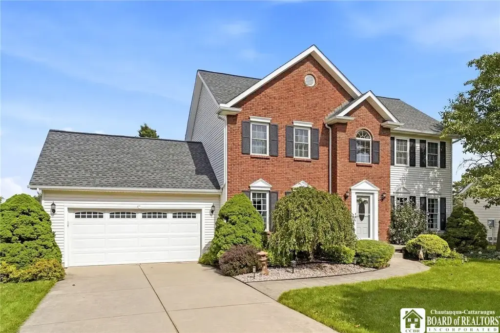 312 Enchanted N, Lancaster