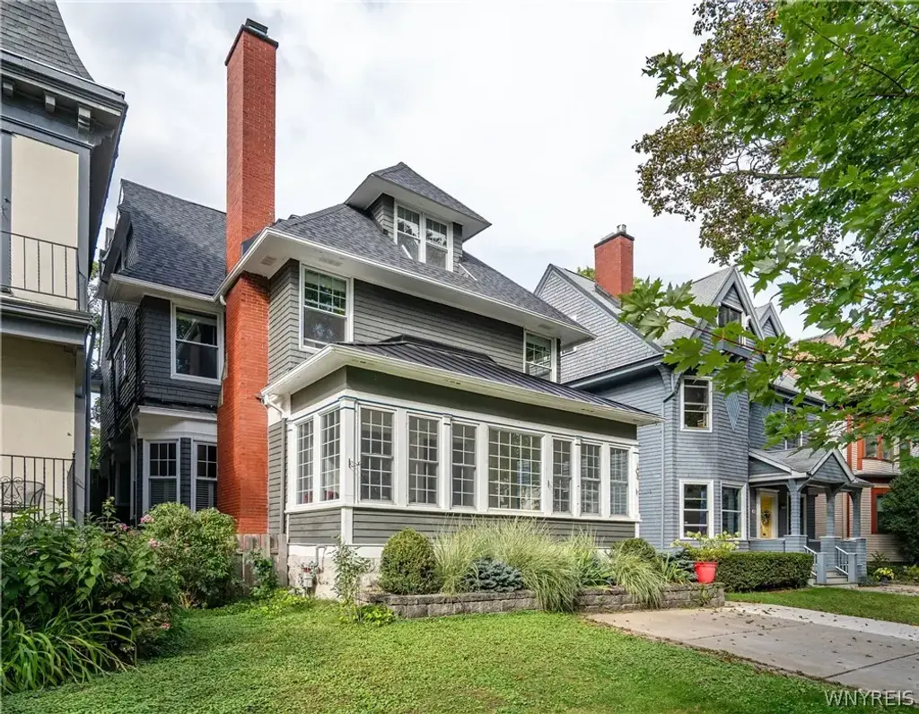 103 Highland Avenue, Buffalo