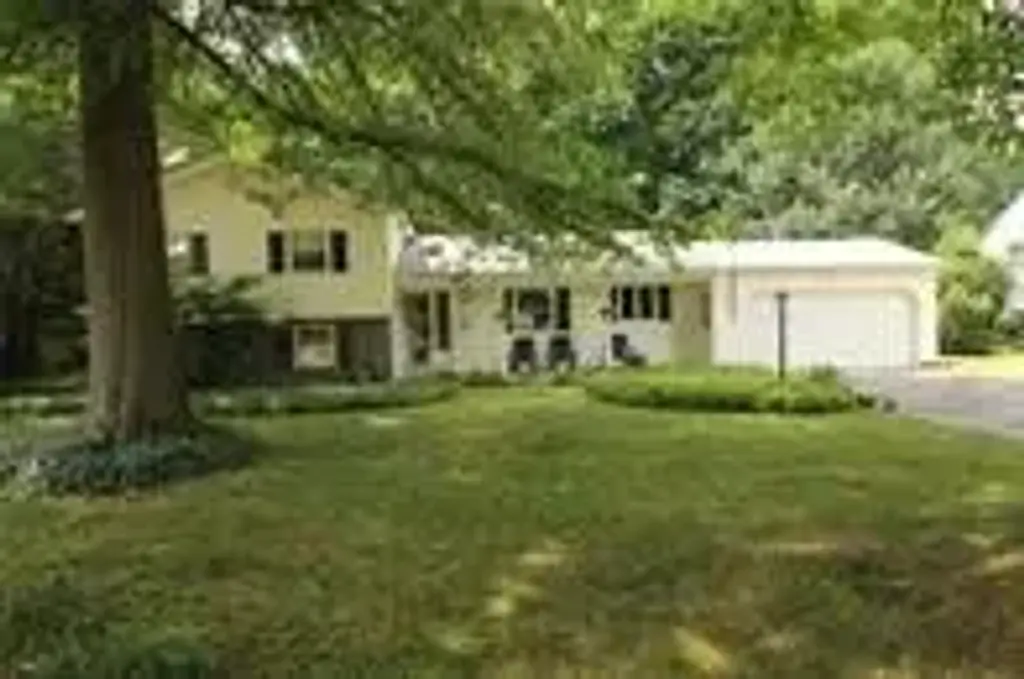 141 Ledgerock Lane, Brighton