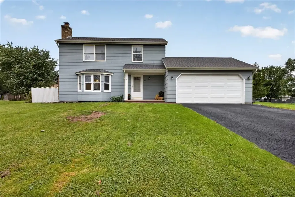 12 Newcomb Drive, Parma