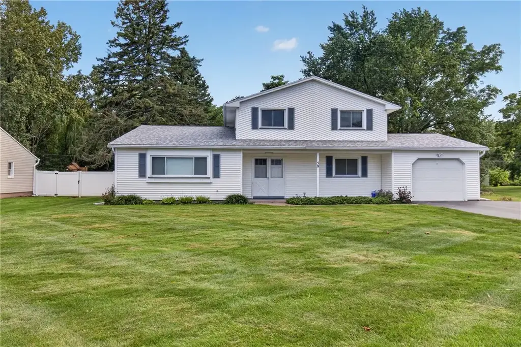 58 Anytrell Drive, Penfield
